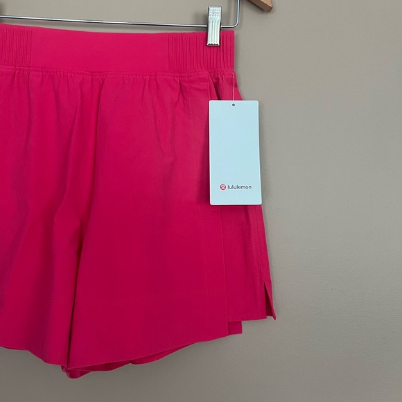 {Lululemon} Stretch Woven Relaxed-Fit High-Rise Short 4" in Cherry Mist - Small - Picture 3 of 11